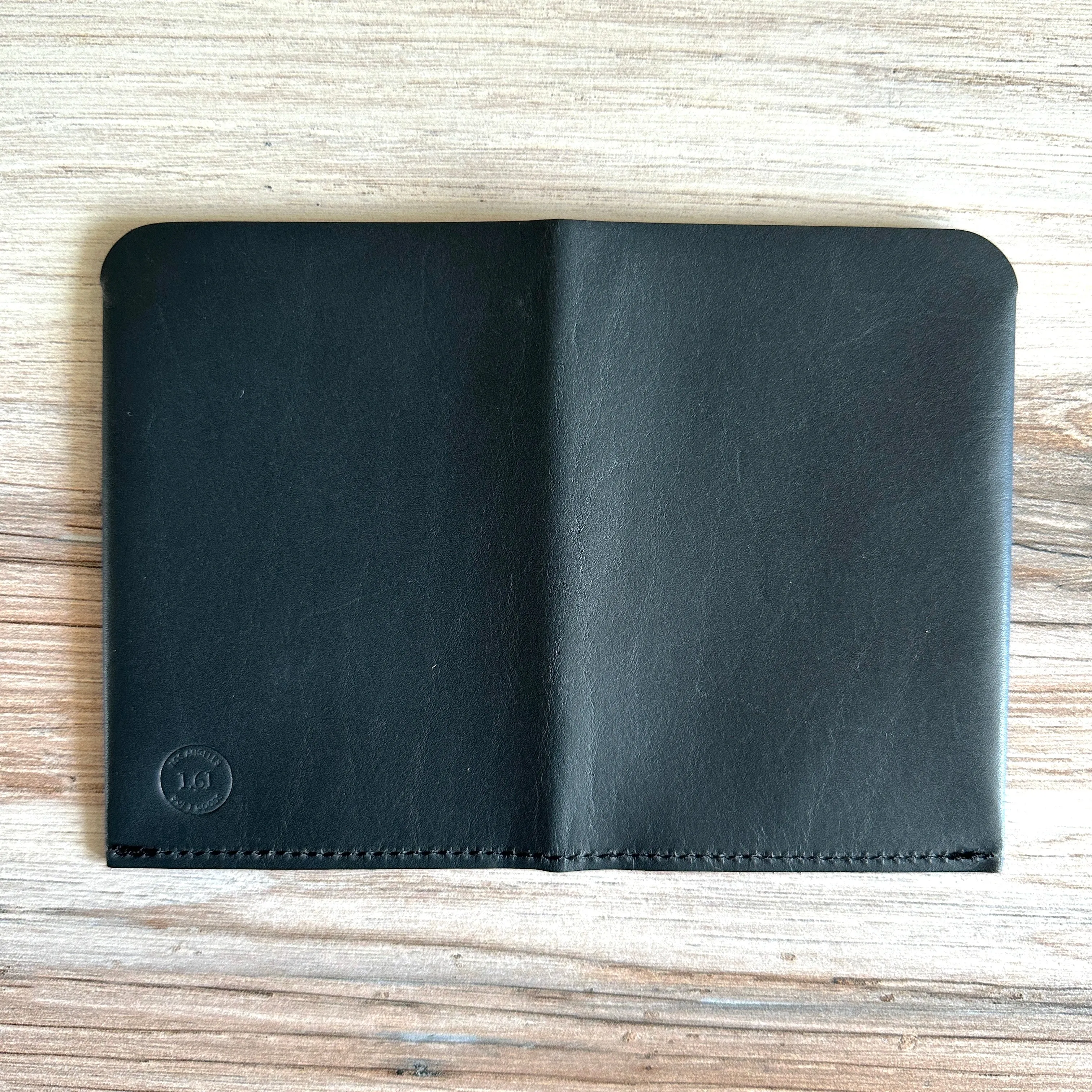 [BKx1.61] Portfolio Folder // Navy (Passport)