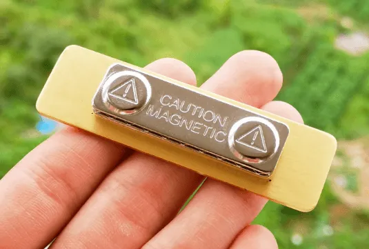Custom metal name tag, magnetic