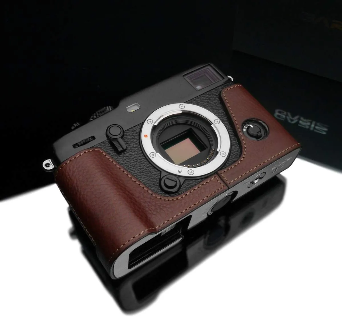 Gariz XS-CHXP3BR Genuine Leather Half Case for Fuji X-Pro3 XPRO3, Brown
