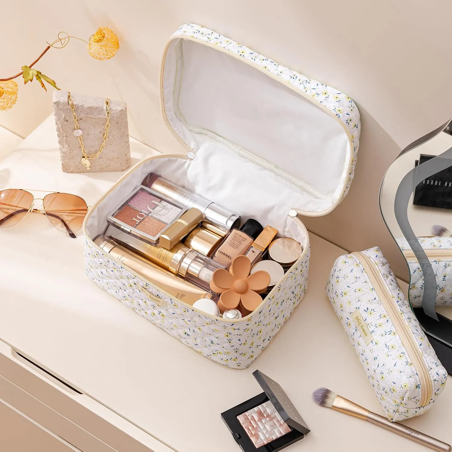 HBselect 4pcs Cotton Quilted Coquette Kawaii Floral Makeup Bag Aesthetic Cute Toiletry Bag Large Travel Cosmetic Coin Purse for Women Girls