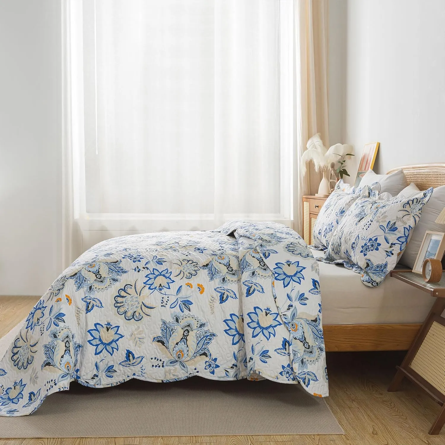 HoneiLife King Quilt Bedding Set - 3 Pieces Floral Quilt Microfiber Quilt Sets Lightweight Bedspreads Reversible Coverlets Retro Bed Cover Wildflower Quilts All Season Use