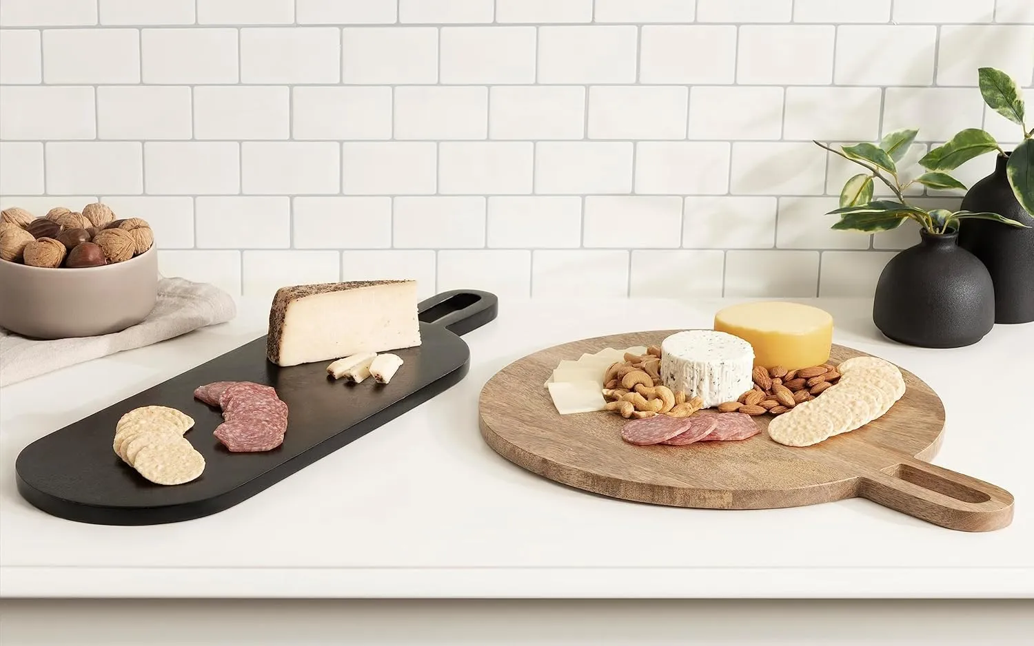 Kate and Laurel Staven Transitional Two-Piece Serving Boards Set, 7 x 22 and 14 x 18, Natural Brown and Black, Modern Food-Safe Charcuterie Boards with Solid Mango Construction