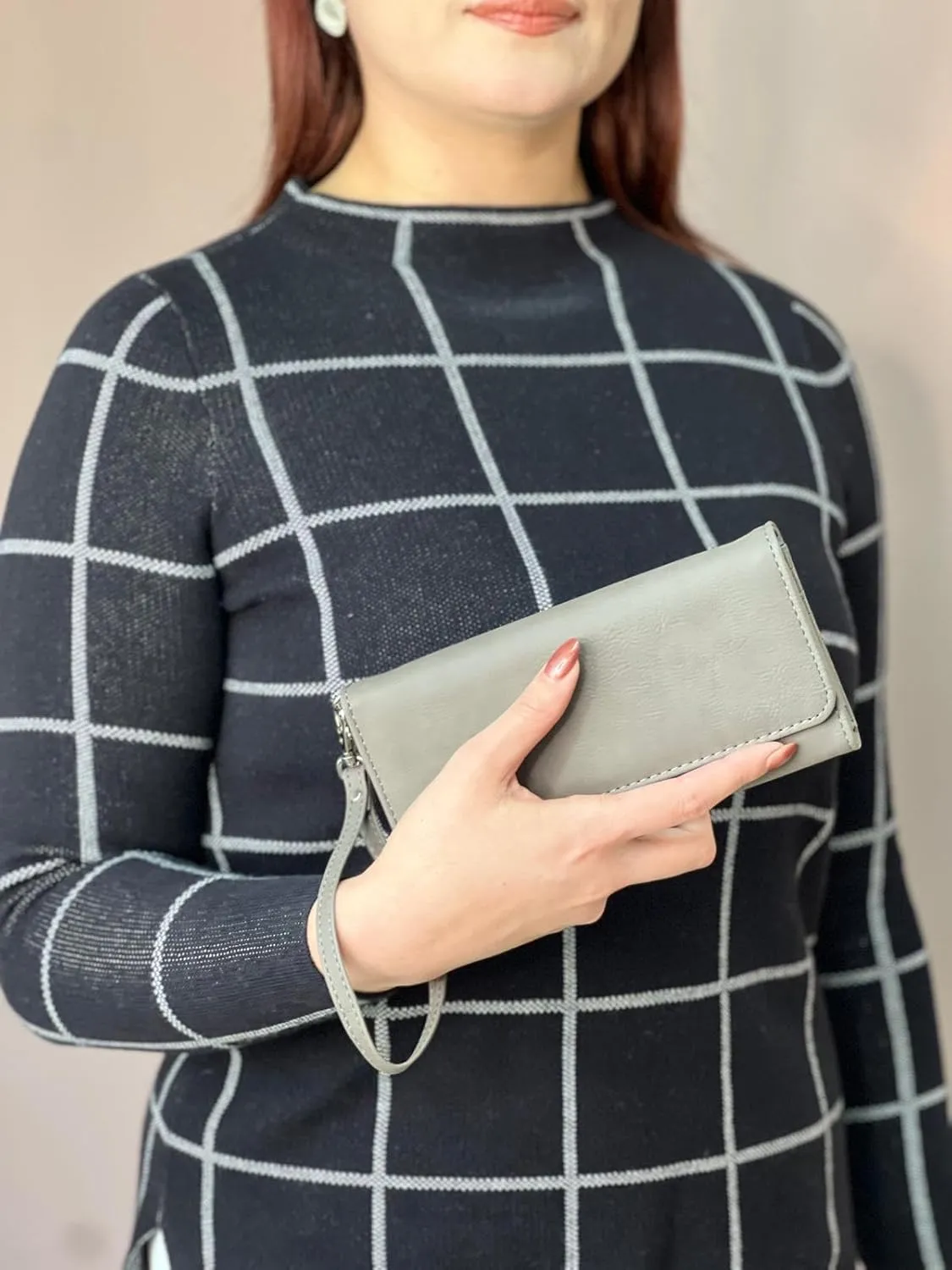 LaserGram Faux Leather Womens Wallet with Strap, Tambourine, Personalized Engraving Included (Gray)