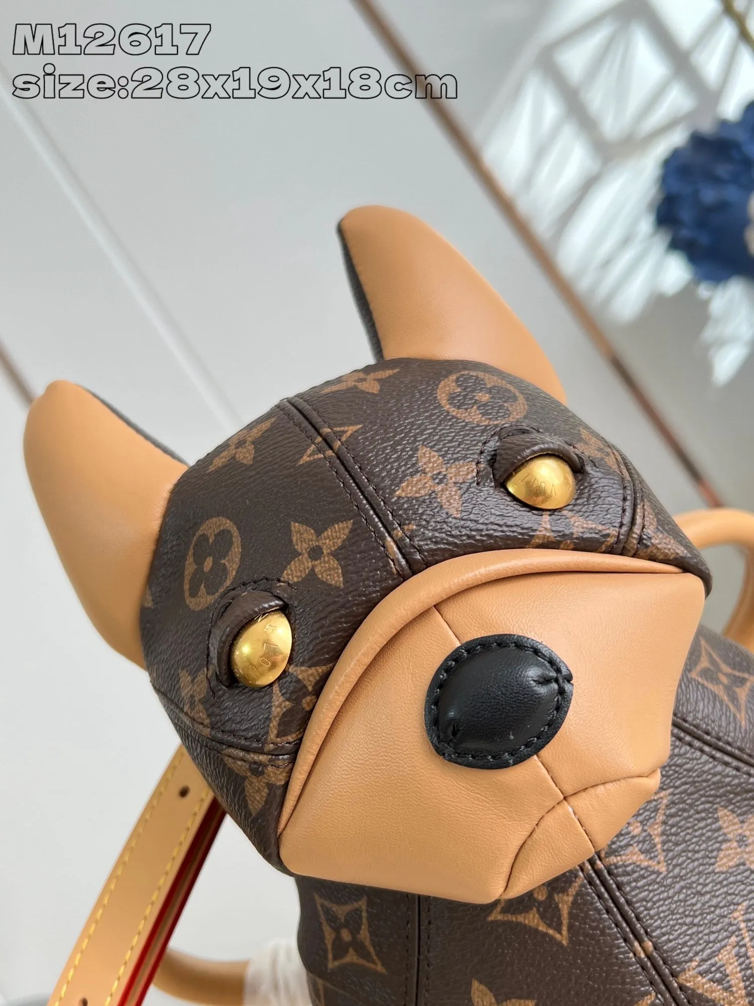 LB1133 Pooch Bag / 7.1 x 11 x 7.5 inches