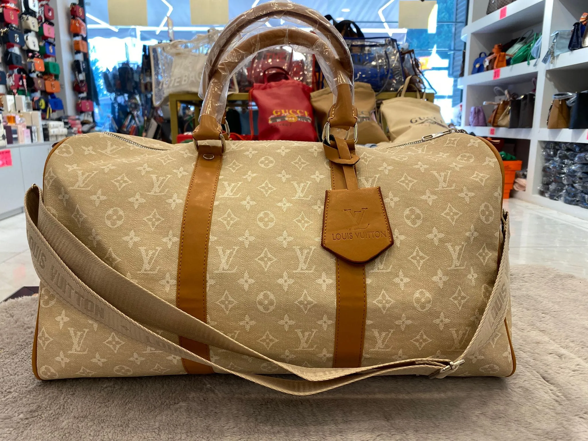 LV Keepall Bandoulière - Cabin Bag