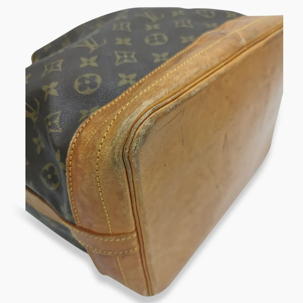 Monogram Canvas Noé