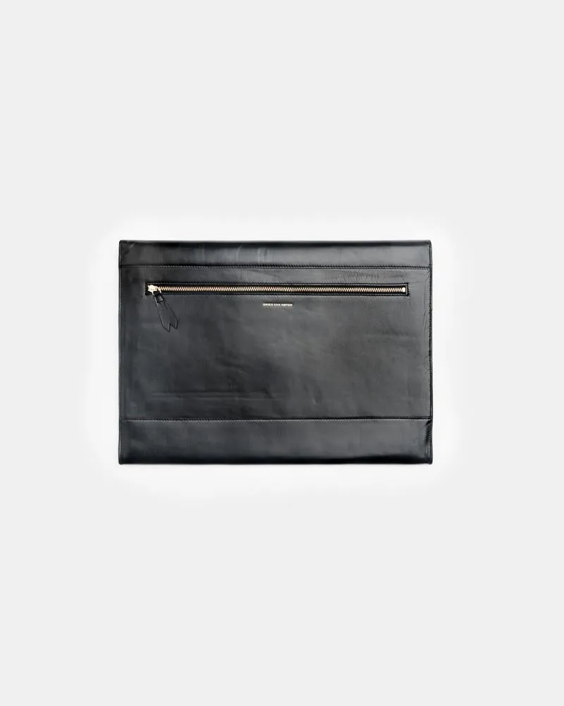 Portfolio Holder in Black