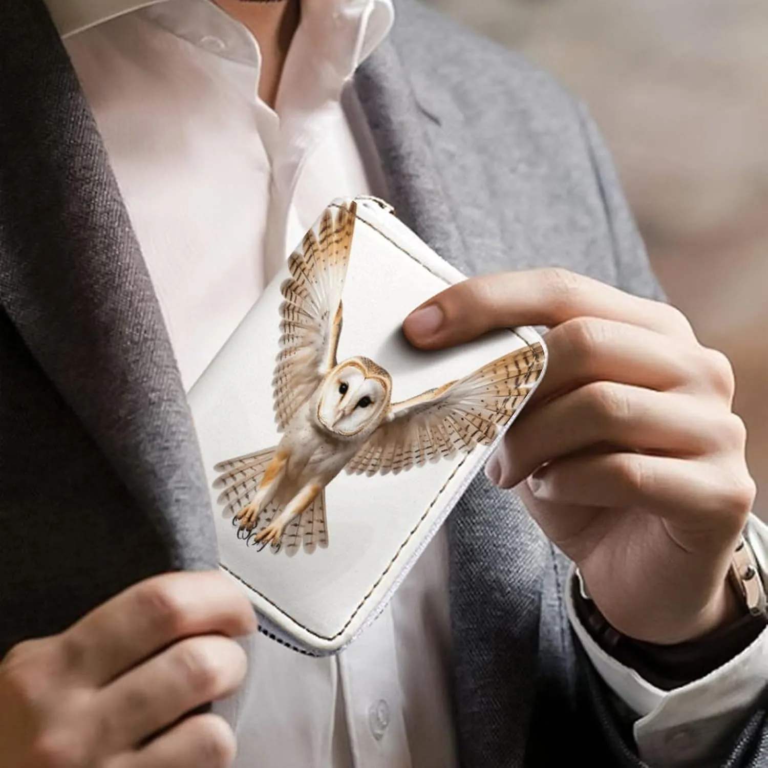 Slim Credit Card Holder Minimalist A Barn Owl Printing Leather Card Bag Compact Card Organizer For Daily Use
