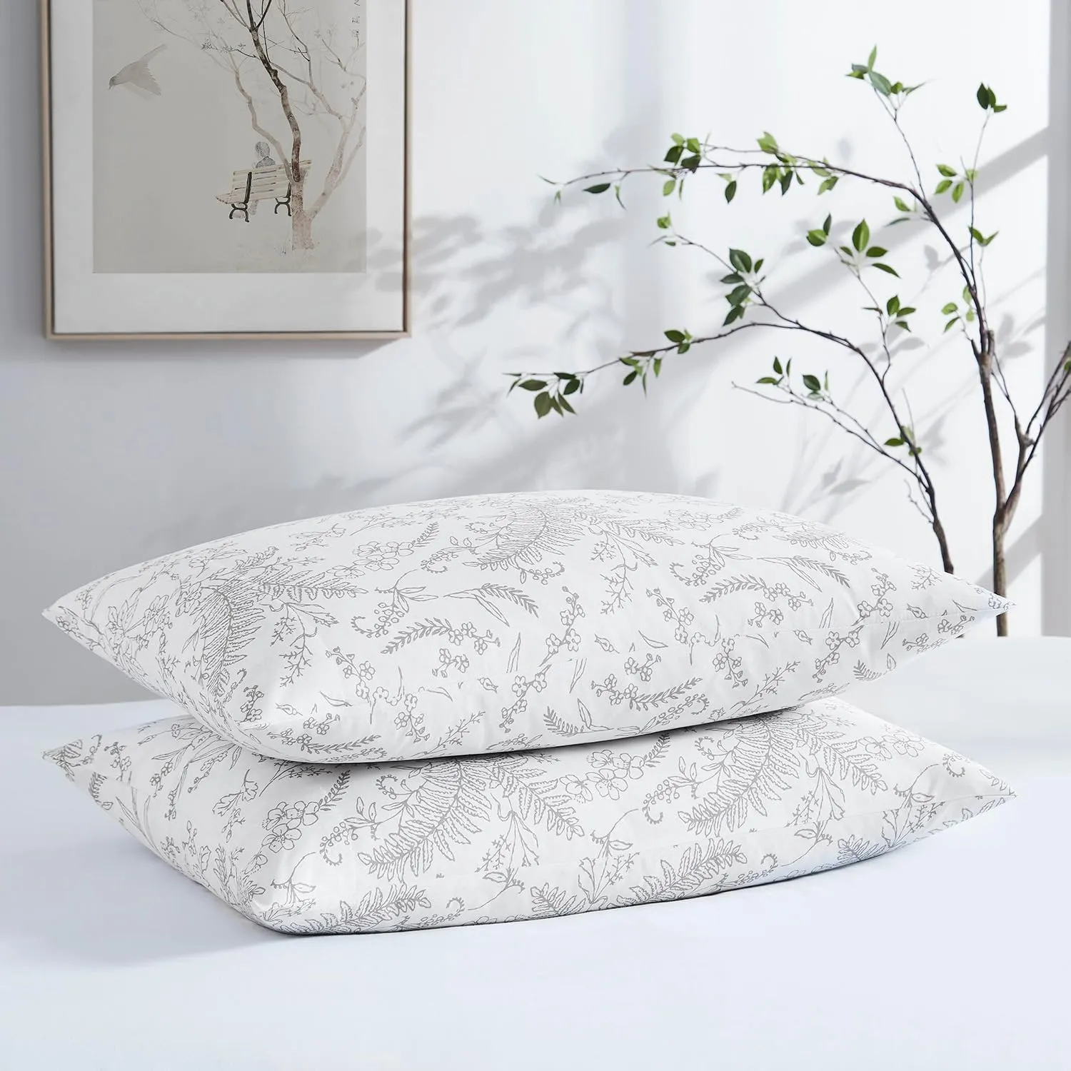 Southshore Fine Living, Inc. Winter Brush Collection, 4-Piece Queen Size Sheets Set, 14" Deep Pocket Fitted Sheet and White Flat Sheet Queen Set, White Sheets with Grey Flowers, Floral Pillow Cases