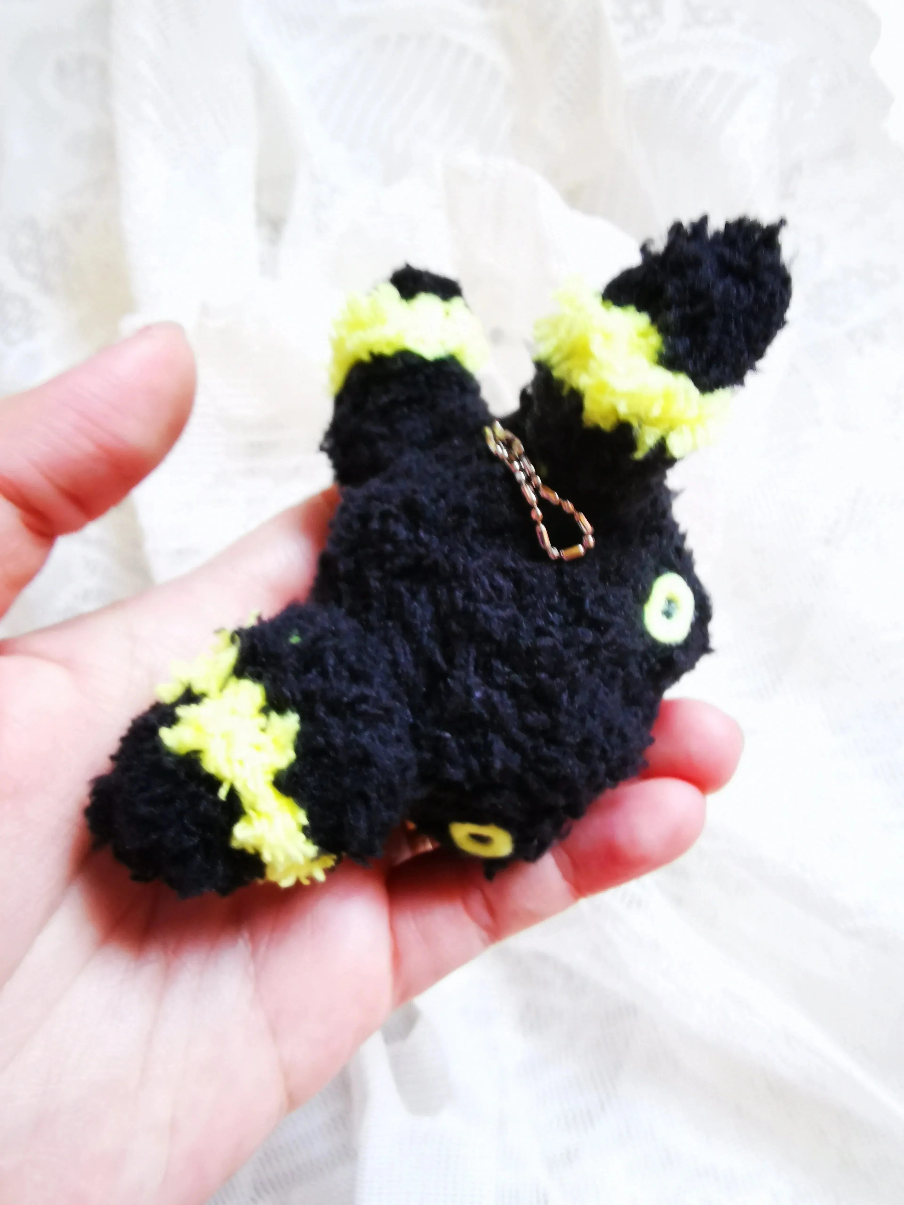 Umbreon Fuzzy Tamagotchi Cover