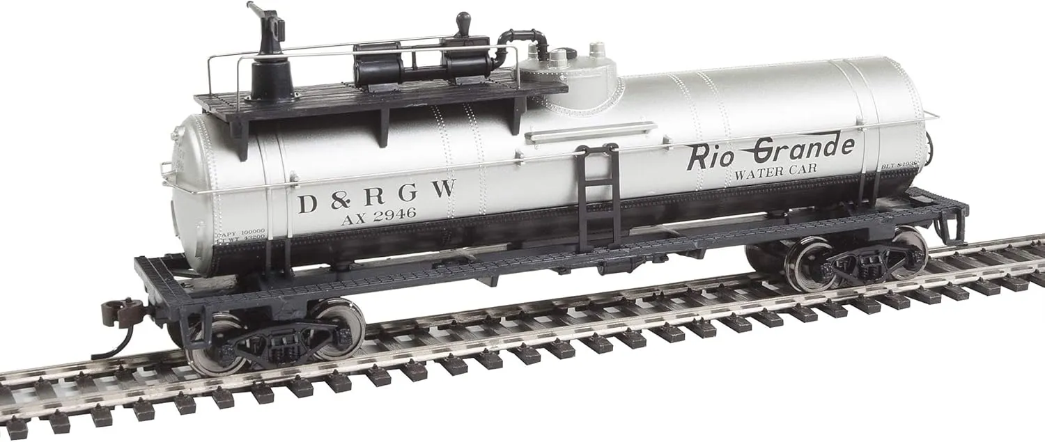 Walthers Trainline HO Scale Model Firefighting Car Ready to Run Denver & Rio Grande Western #Ax 2946 (Silver, Black)