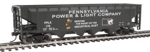 Walthers Trainline HO Scale Model Offset Quad Hopper - Ready to Run - Pennsylvania Power & Light Pplx #170