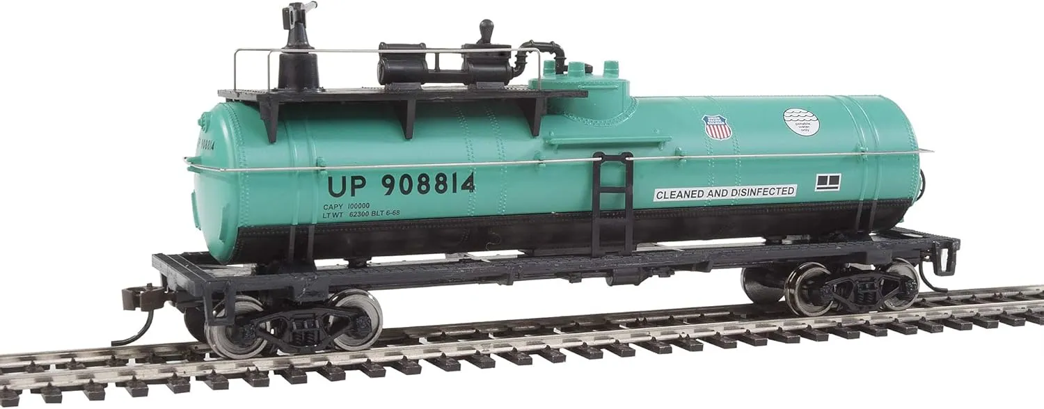 WalthersTrainline Ready to Run Union Pacific #908814 Firefighting Car, Green/Black, Up