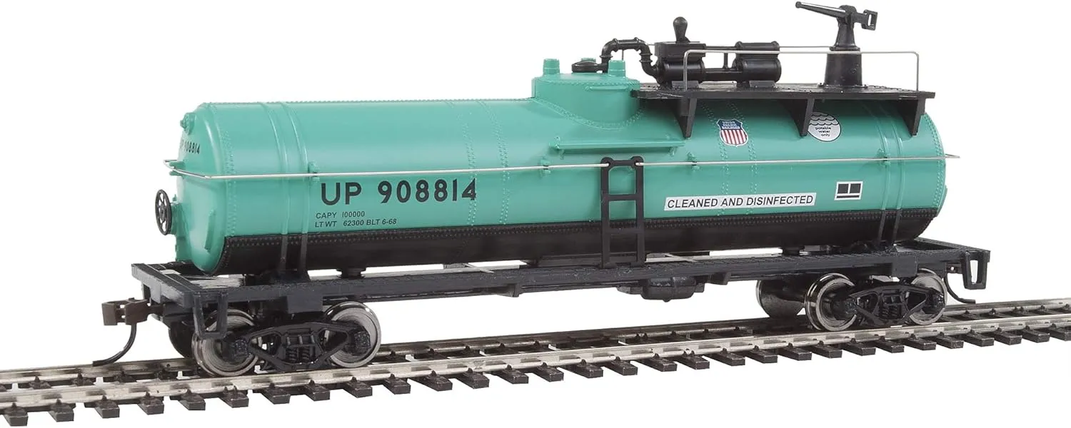 WalthersTrainline Ready to Run Union Pacific #908814 Firefighting Car, Green/Black, Up