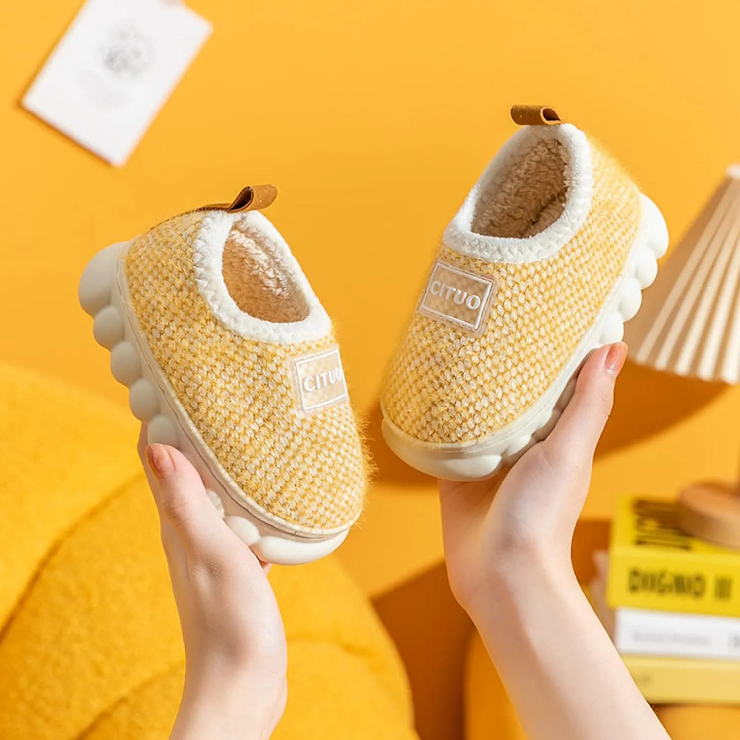 WILLFUN Unisex-Child Fleece Slippers Boys Girls Warm Winter Indoor/Outdoor Shoes for Little Kids
