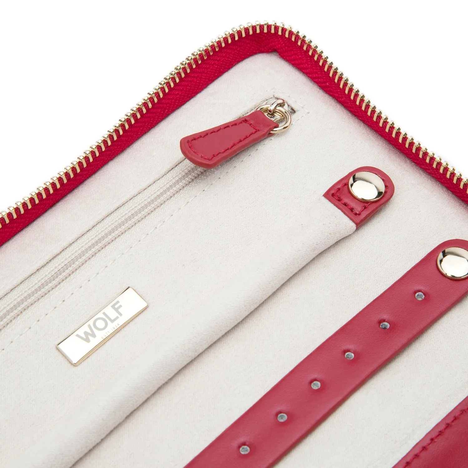 Wolf Caroline case 324872