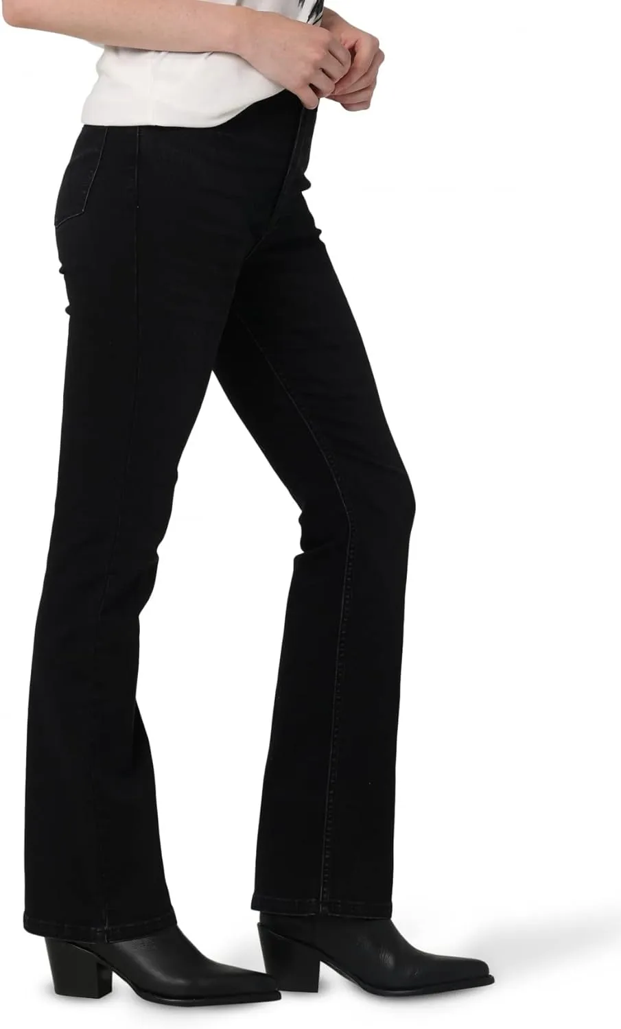 Wrangler Women's High Rise Bold Boot Jean