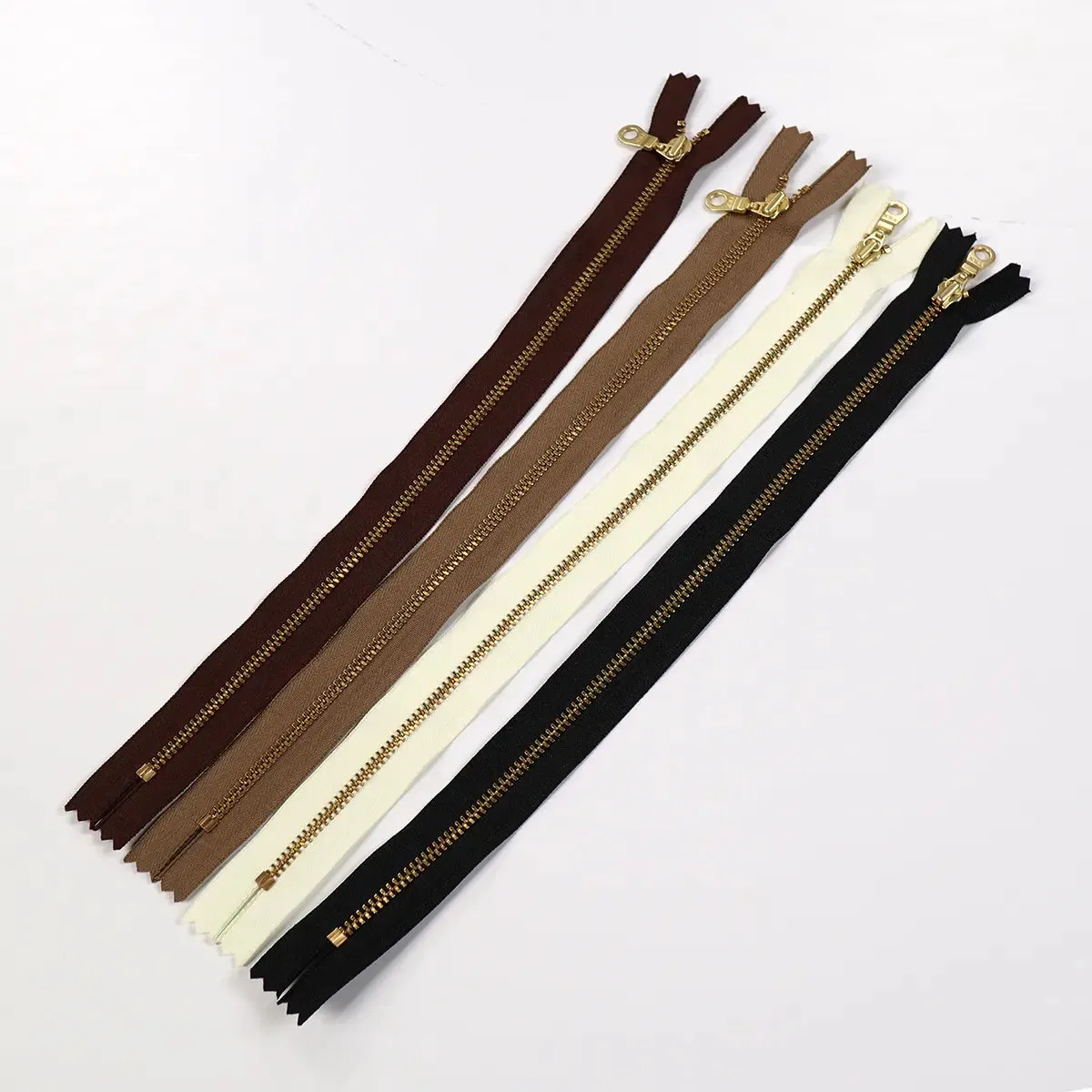 YKK 4.5 Brass Bag Zipper with Donut Pull 12 Inch