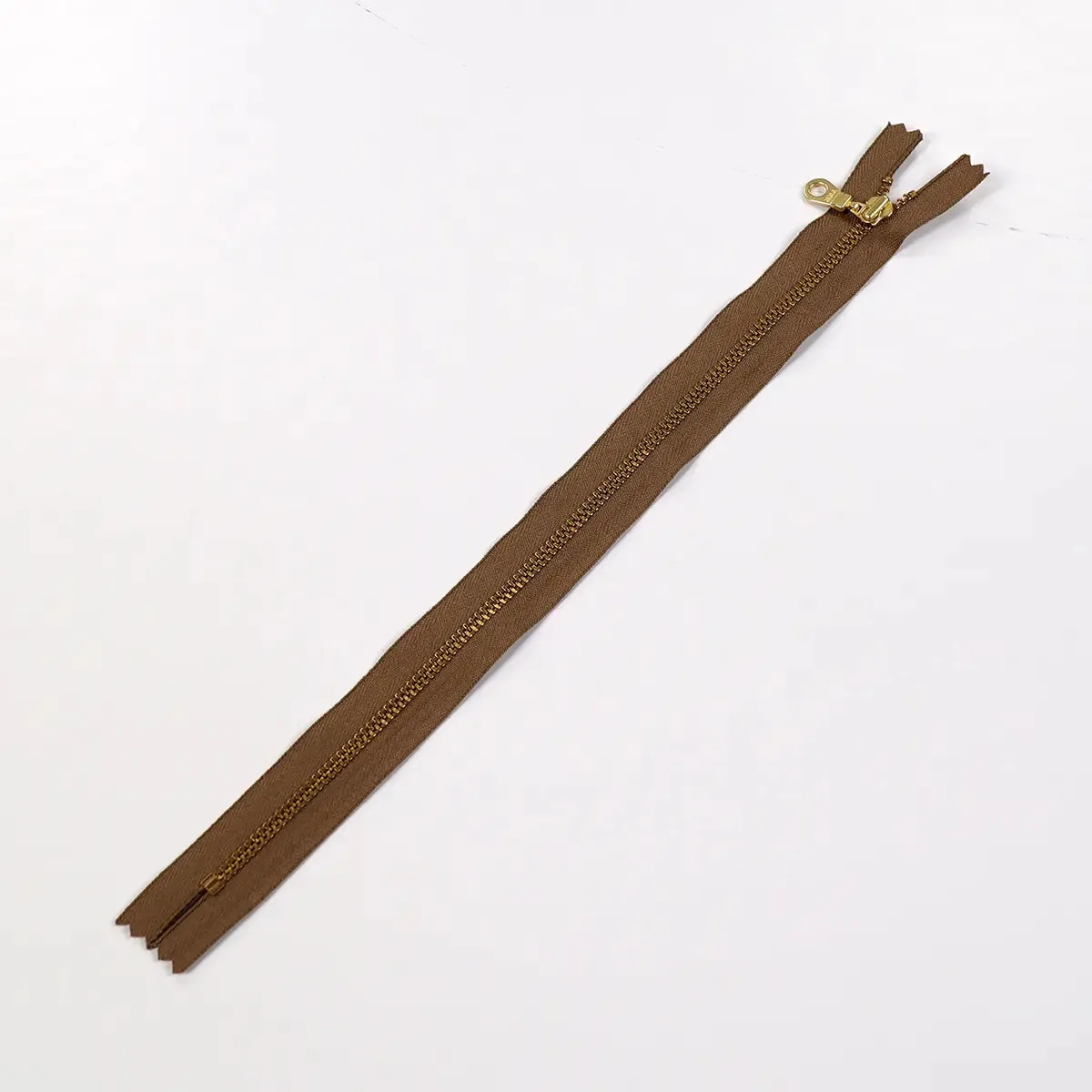 YKK 4.5 Brass Bag Zipper with Donut Pull 12 Inch